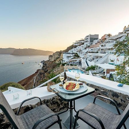Amazing View Villa Oia With Jacuzzi Eksteriør billede