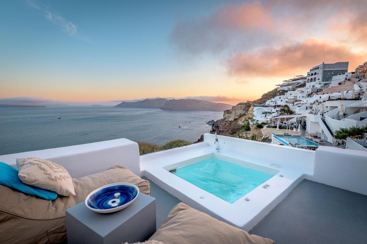 Amazing View Villa Oia With Jacuzzi Eksteriør billede
